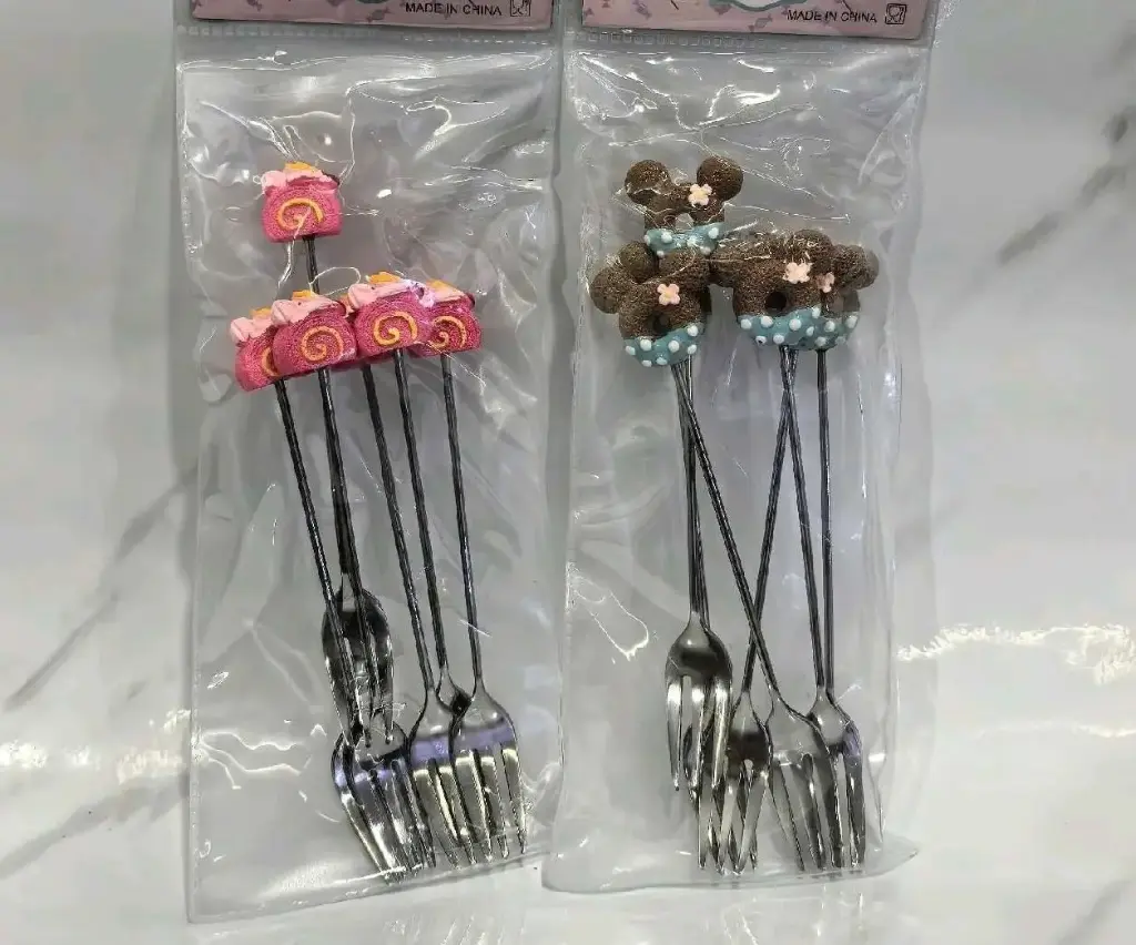 SET DE TENEDORES STCR06